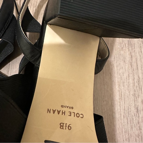 Cole Haan Aniston Women's Black Elastic Sandal - Picture 7 of 8